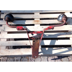 Koplampsteunen en trekhaak voor de Porsche Tractor, Type Junior