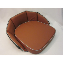 Zitkussen voor de tractor , Bruin rugleuning 20 cm